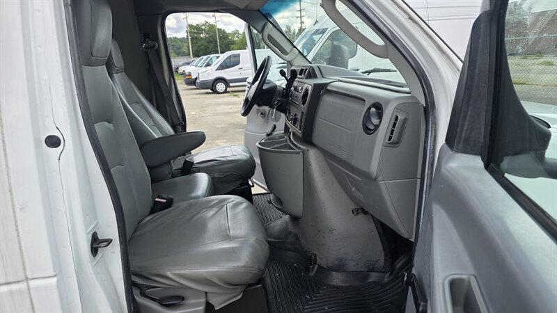 2011 Ford E-450 - Photo 20 - Hamilton, OH 45015