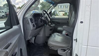 2011 Ford E-450 - Photo 9 - Hamilton, OH 45015