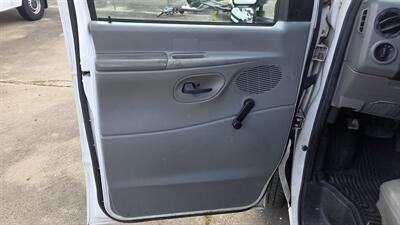 2011 Ford E-450 - Photo 15 - Hamilton, OH 45015
