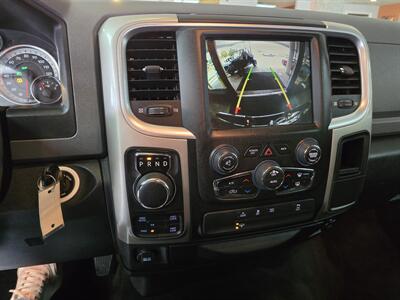 2017 RAM 1500 Big Horn   - Photo 18 - Hamilton, OH 45015