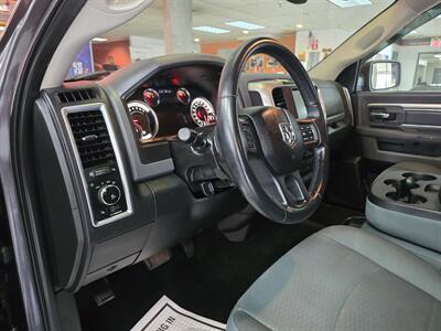 2017 RAM 1500 Big Horn   - Photo 8 - Hamilton, OH 45015