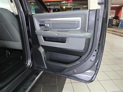 2017 RAM 1500 Big Horn   - Photo 15 - Hamilton, OH 45015