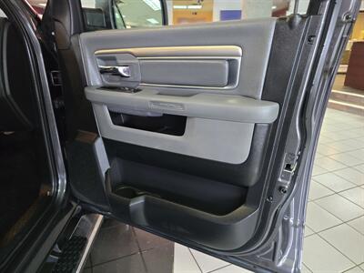2017 RAM 1500 Big Horn   - Photo 12 - Hamilton, OH 45015
