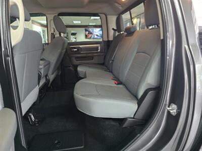 2017 RAM 1500 Big Horn   - Photo 11 - Hamilton, OH 45015