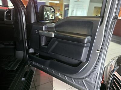 2017 Ford F-150 XLT 4DR SUPER CREW 4X4 - Photo 12 - Hamilton, OH 45015