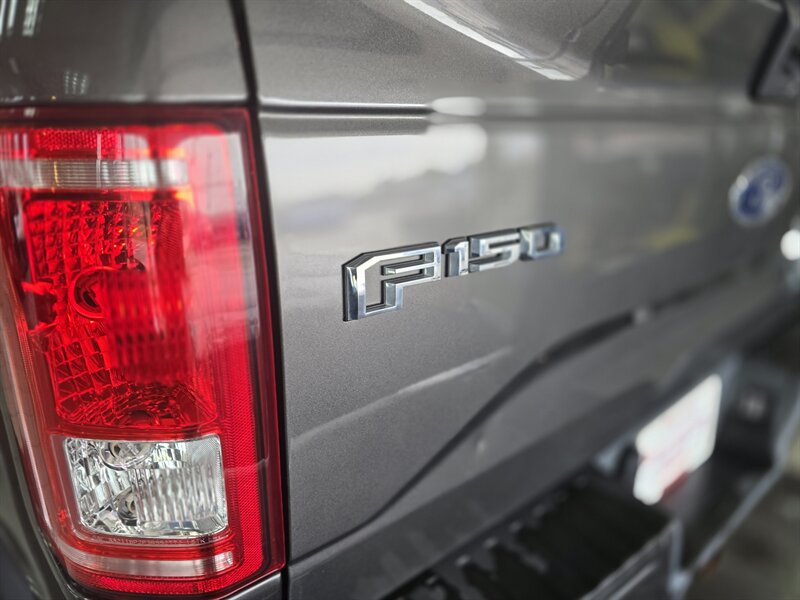 2017 Ford F-150 XLT 4DR SUPER CREW 4X4 - Photo 40 - Hamilton, OH 45015