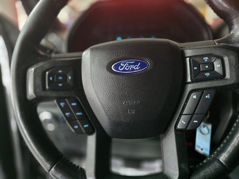 2017 Ford F-150 XLT 4DR SUPER CREW 4X4 - Photo 29 - Hamilton, OH 45015