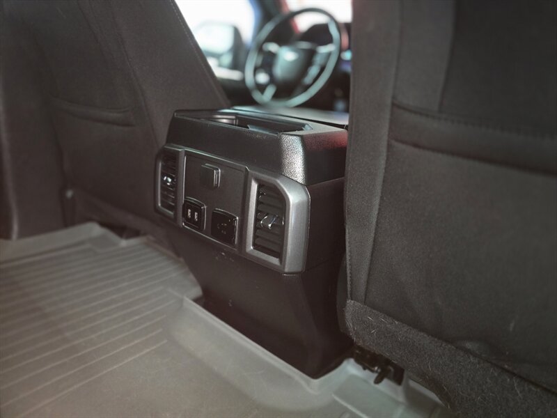 2017 Ford F-150 XLT 4DR SUPER CREW 4X4 - Photo 16 - Hamilton, OH 45015