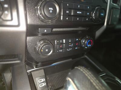 2017 Ford F-150 XLT 4DR SUPER CREW 4X4 - Photo 25 - Hamilton, OH 45015
