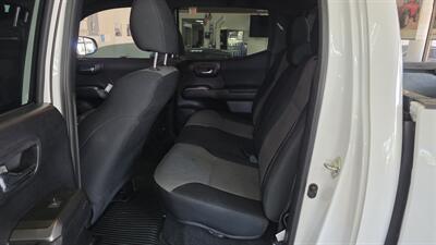 2020 Toyota Tacoma TRD Sport   - Photo 21 - Hamilton, OH 45015