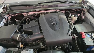 2020 Toyota Tacoma TRD Sport   - Photo 33 - Hamilton, OH 45015