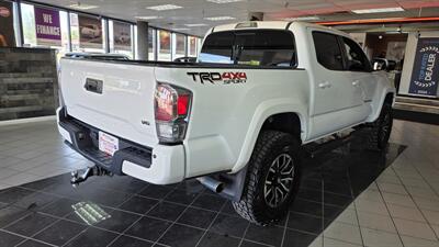 2020 Toyota Tacoma TRD Sport   - Photo 6 - Hamilton, OH 45015