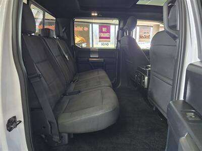 2016 Ford F-150 XLT SUPER CREW 4X4 - Photo 17 - Hamilton, OH 45015