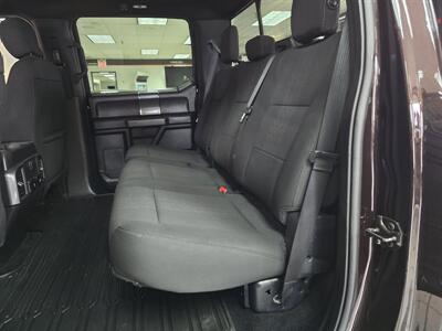 2018 Ford F-150 XLT SUPER CREW 4X4   - Photo 13 - Hamilton, OH 45015