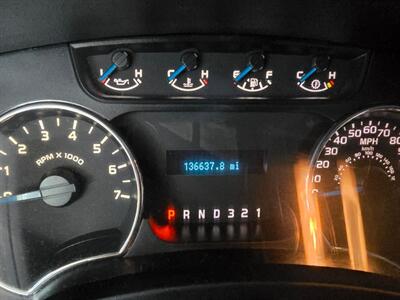 2013 Ford F-150 XLT SUPER CREW 4X4 - Photo 9 - Hamilton, OH 45015