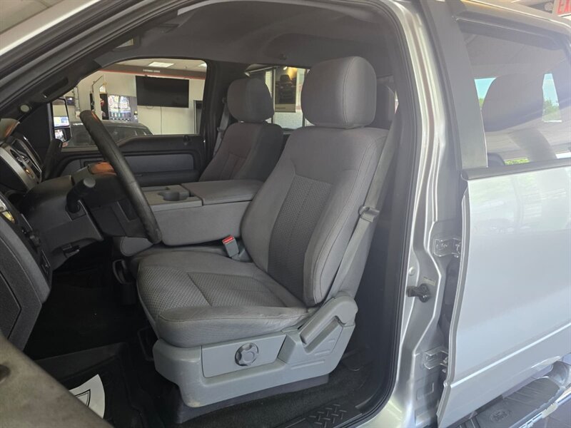 2013 Ford F-150 XLT SUPER CREW 4X4 - Photo 7 - Hamilton, OH 45015