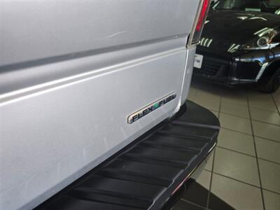 2013 Ford F-150 XLT SUPER CREW 4X4 - Photo 28 - Hamilton, OH 45015