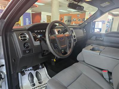 2013 Ford F-150 XLT SUPER CREW 4X4 - Photo 8 - Hamilton, OH 45015