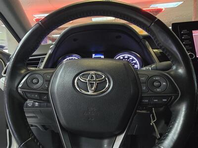 2023 Toyota Camry SE   - Photo 24 - Hamilton, OH 45015