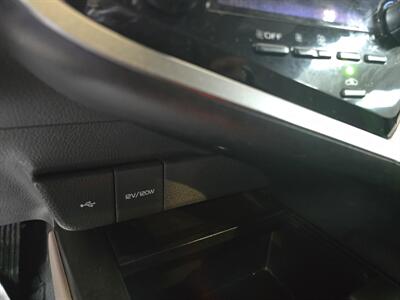 2023 Toyota Camry SE   - Photo 21 - Hamilton, OH 45015