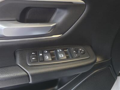 2020 RAM 1500 Big Horn/CREW CAB/HEMI/4X4 - Photo 19 - Hamilton, OH 45015