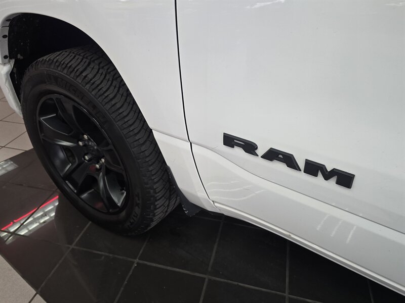 2020 RAM 1500 Big Horn/CREW CAB/HEMI/4X4 - Photo 35 - Hamilton, OH 45015