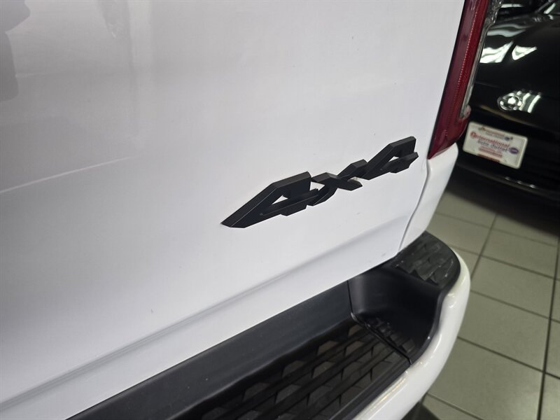 2020 RAM 1500 Big Horn/CREW CAB/HEMI/4X4 - Photo 32 - Hamilton, OH 45015