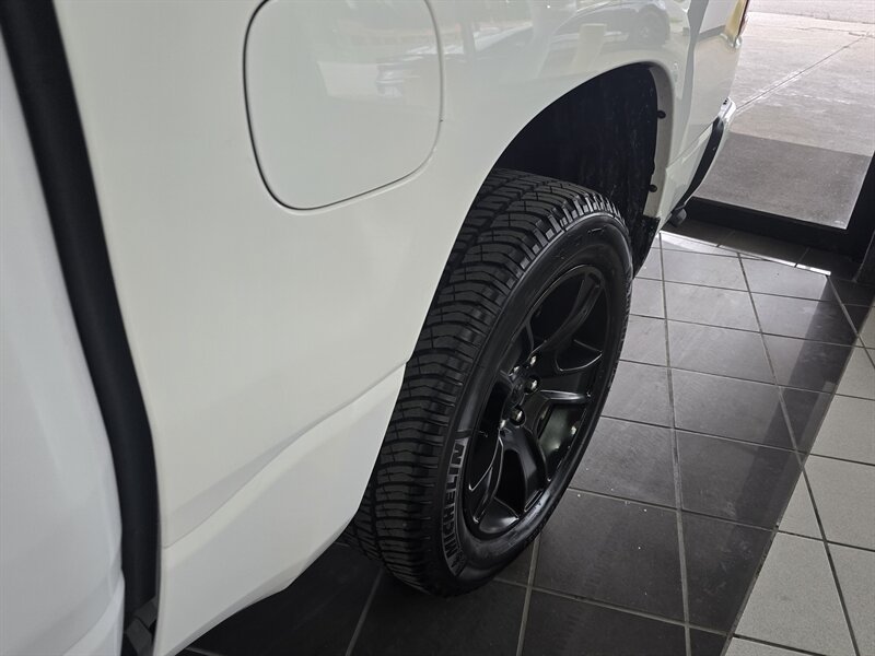 2020 RAM 1500 Big Horn/CREW CAB/HEMI/4X4 - Photo 36 - Hamilton, OH 45015