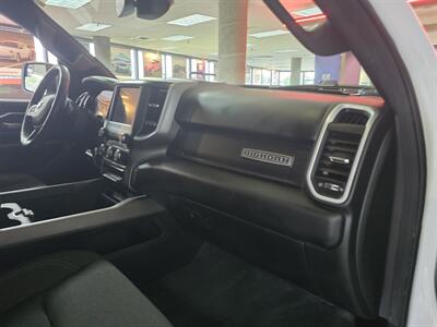 2020 RAM 1500 Big Horn/CREW CAB/HEMI/4X4 - Photo 14 - Hamilton, OH 45015