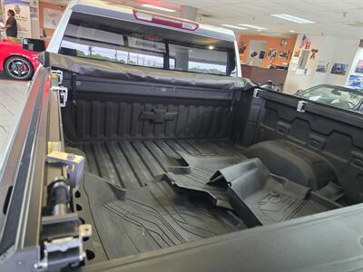 2022 Chevrolet Silverado 1500 LT LIMITED 4DR CREW CAB 4X4   - Photo 30 - Hamilton, OH 45015