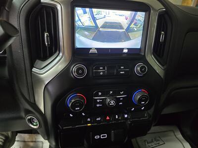 2022 Chevrolet Silverado 1500 LT LIMITED 4DR CREW CAB 4X4   - Photo 23 - Hamilton, OH 45015