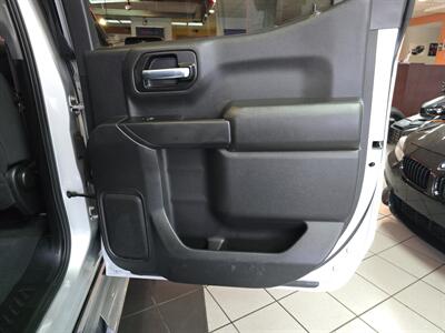 2022 Chevrolet Silverado 1500 LT LIMITED 4DR CREW CAB 4X4   - Photo 16 - Hamilton, OH 45015