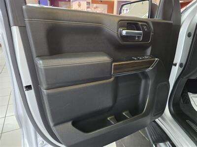 2022 Chevrolet Silverado 1500 LT LIMITED 4DR CREW CAB 4X4   - Photo 7 - Hamilton, OH 45015