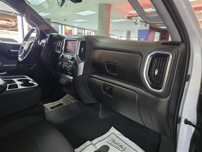 2022 Chevrolet Silverado 1500 LT LIMITED 4DR CREW CAB 4X4   - Photo 14 - Hamilton, OH 45015