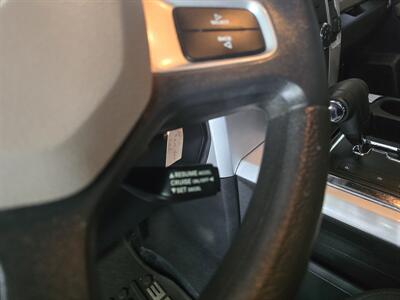 2010 Dodge Ram 1500 SLT   - Photo 21 - Hamilton, OH 45015