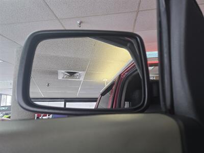 2010 Dodge Ram 1500 SLT   - Photo 17 - Hamilton, OH 45015