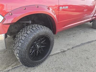 2010 Dodge Ram 1500 SLT 4dr Quad Cab 4X4   - Photo 31 - Hamilton, OH 45015