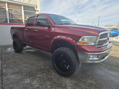 2010 Dodge Ram 1500 SLT 4dr Quad Cab 4X4   - Photo 3 - Hamilton, OH 45015