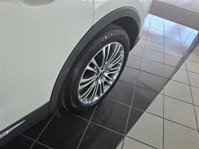 2016 Lincoln MKX Reserve 4DR SUV AWD   - Photo 34 - Hamilton, OH 45015
