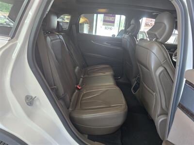 2016 Lincoln MKX Reserve 4DR SUV AWD   - Photo 17 - Hamilton, OH 45015