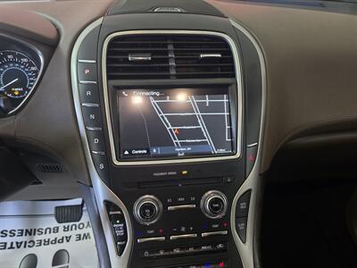 2016 Lincoln MKX Reserve 4DR SUV AWD   - Photo 25 - Hamilton, OH 45015