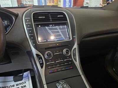 2016 Lincoln MKX Reserve 4DR SUV AWD   - Photo 24 - Hamilton, OH 45015