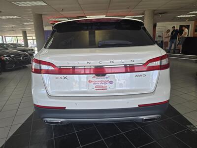2016 Lincoln MKX Reserve 4DR SUV AWD   - Photo 5 - Hamilton, OH 45015
