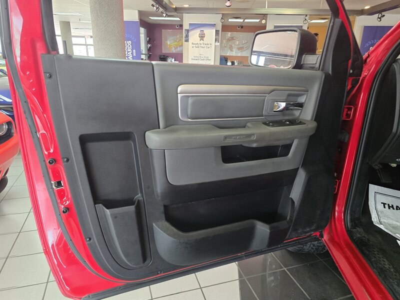 2013 RAM 1500 Express 2DR REGULAR CAB 4X4 - Photo 8 - Hamilton, OH 45015
