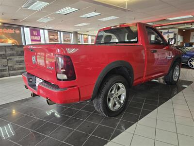 2013 RAM 1500 Express 2DR REGULAR CAB 4X4 - Photo 5 - Hamilton, OH 45015