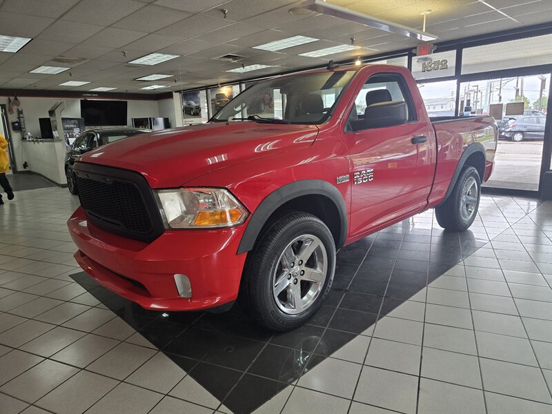 2013 RAM 1500 Express 2DR REGULAR CAB 4X4   - Photo 1 - Hamilton, OH 45015