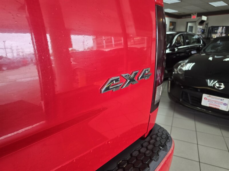 2013 RAM 1500 Express 2DR REGULAR CAB 4X4 - Photo 23 - Hamilton, OH 45015