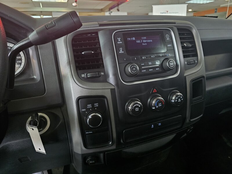 2013 RAM 1500 Express 2DR REGULAR CAB 4X4 - Photo 16 - Hamilton, OH 45015
