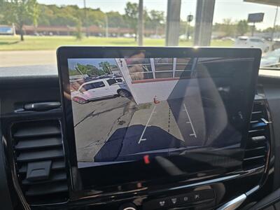 2024 Ford Transit 350 XLT 3DR MIDIUM ROOF PASSENGER VAN   - Photo 17 - Hamilton, OH 45015