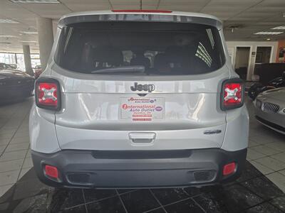 2018 Jeep Renegade Latitude   - Photo 5 - Hamilton, OH 45015